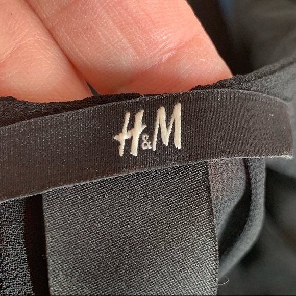 NWT H&M Sheer Sweetheart Neckline Little Black Dress Cocktail Party LBD Size 8 - Picture 3 of 16